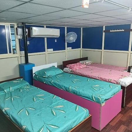 Rajeswari Ac Dormitory For Indian Males Only 포트블레어 외부 사진